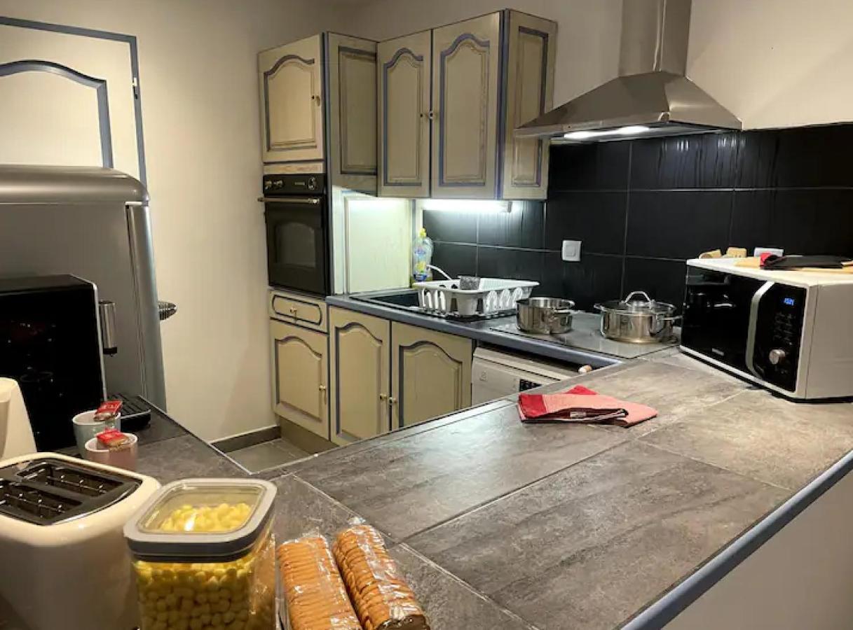 Appartement Avec Parking Gratuit Et Wifi В'єрзон Екстер'єр фото